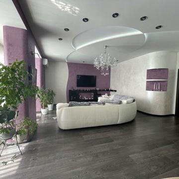 Продам квартиру 162 м.кв, ул.Героев Крут