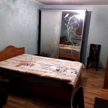 Сдаётся однокомнатная квартира на 23 Августа с хорошим ремонтом.