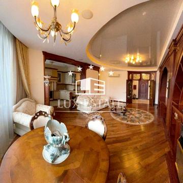 Продажа 3х комн. квартиры 118м² с НОВЫМ дизайнерским ремонтом
