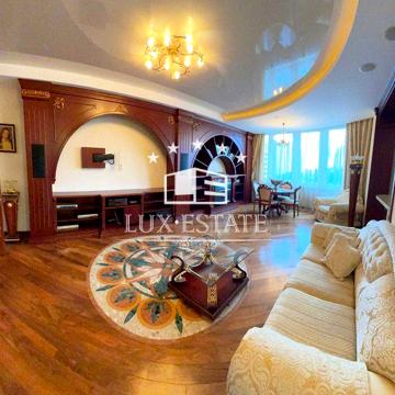 Продажа 3х комн. квартиры 118м² с НОВЫМ дизайнерским ремонтом