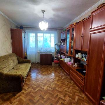 Продам 2 ком. на Красном Камне, жилое состояние!