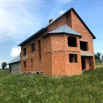 Продається дім (будова) в с. Воютичі Самбірського р-н Львівської обл.