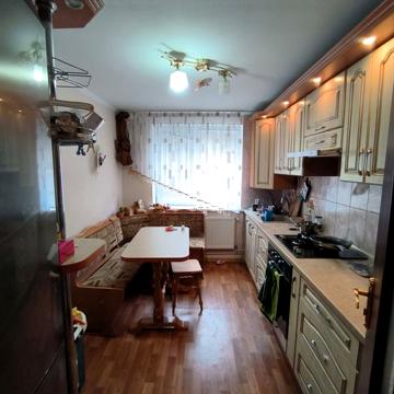 Продаж 2 кімн квартири центр