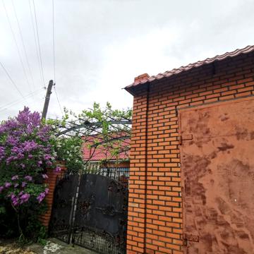 Продам будинок у місті Апостолове