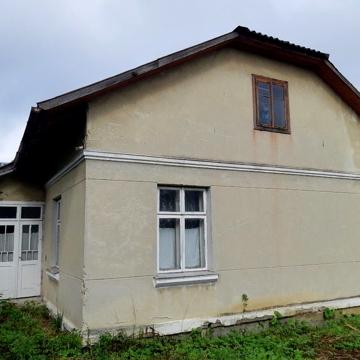 Продаж  приватного будинка