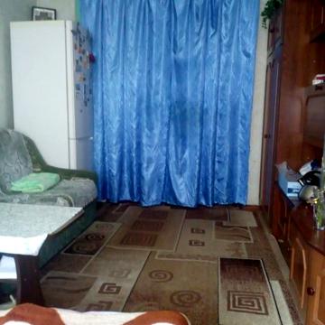 Продам 1 комнатную квартиру в коммуналке