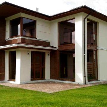 Котедж із електрикою, газом, тепла підлога 5 кімнат, 185 кв.м.