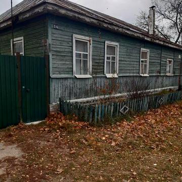 Продается два древянных дома и два участка вместе  в р-оне МЖК