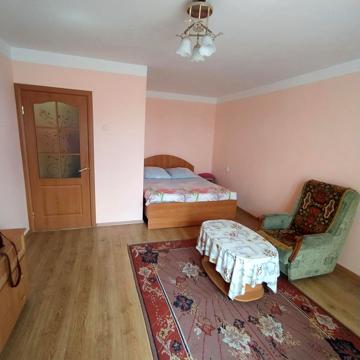 Шосейна, 48