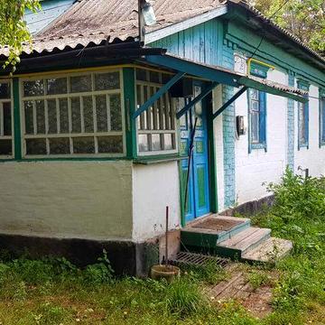 Продам будинок із земельною ділянкою