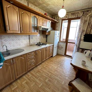 Сдам 3-х комн.кв.на Северной Салтовке,Метростроителей 11