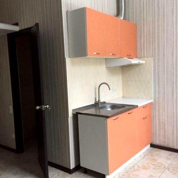 Продам квартиру возле метро ремонт мебель парковка