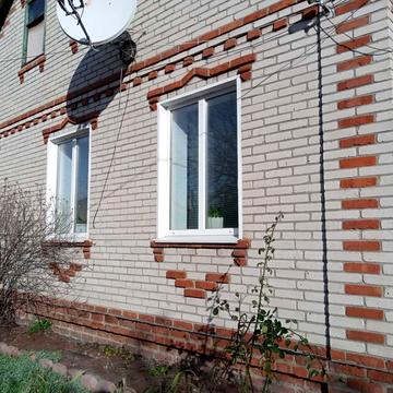Продаємо будинок у тихому центрі м.Мерефа .