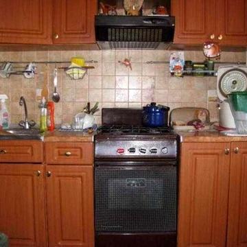 Продам или обменяю 1комн. квартиру в высотке. Недалеко от метро .