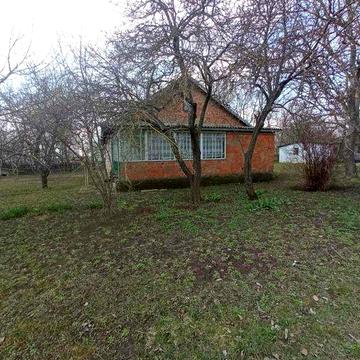 Будинок в селі Куражин