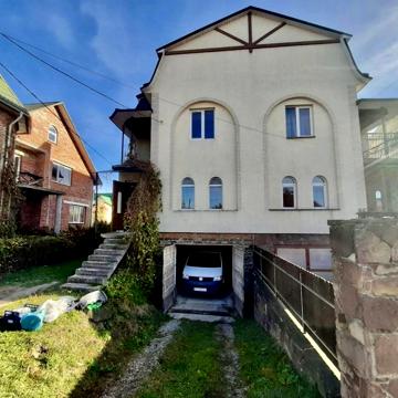 Продається частина новозбудованого 2-поверхового будинку. Чортків