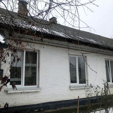 Продам частину будинку в Гайку!