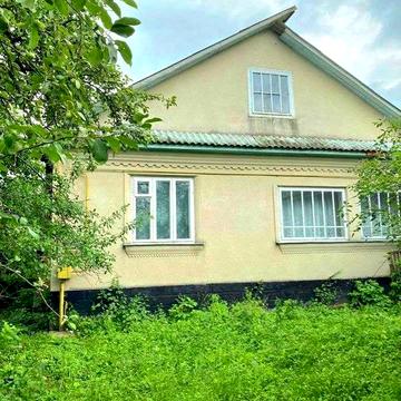 Будинок з господарством. С. Головниця Корецького району