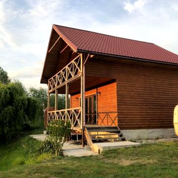 Продам  будинок- дача з своїм  Озером  Богданівка .