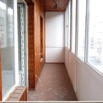 Продам квартиру вул.Степана Бандери 49/1