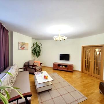Two-bedroom family apartament vith balcony