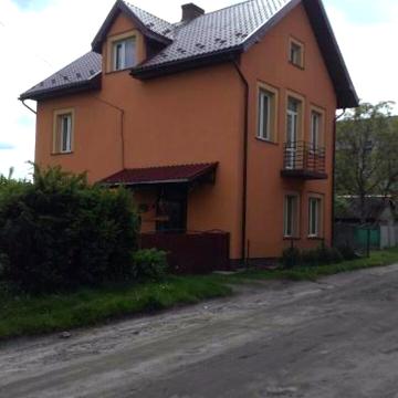 Продається будинок м.Рава-Руська (центр)