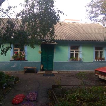 Продам будинок в центрі міста