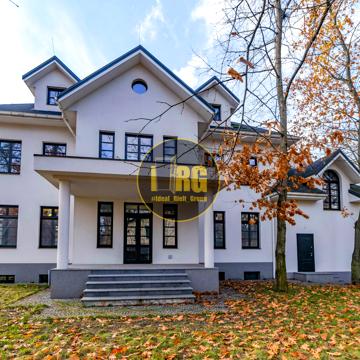 Михайла Чалого вул.