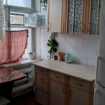 Продам 3-комнатную квартиру в Чугуеве (Авиатор)
