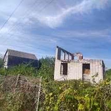 Продам участок под дачу с документами + дом(недострой)