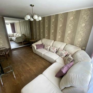 Продам 3-комн квартиру Красный Камень