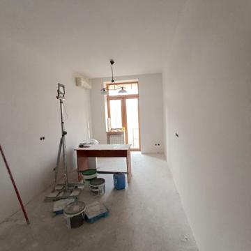 Продам квартиру в центрі міста 155м2