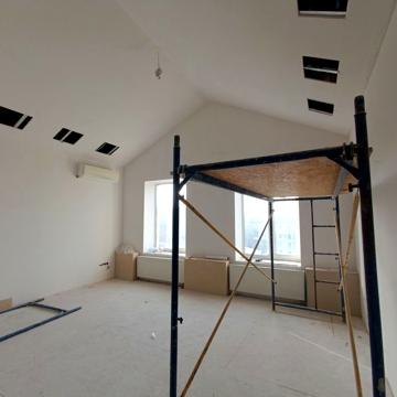 Продам квартиру в центрі міста 155м2