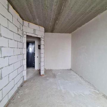 Продається однокімнатна квартира в новому зданому будинку.