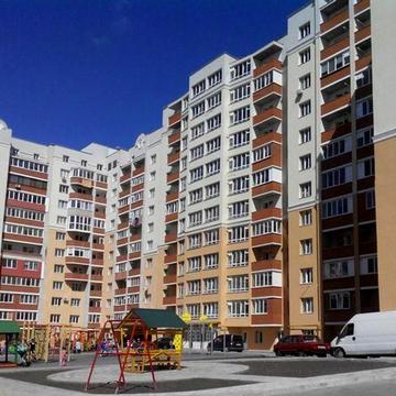 Продам однокімнатну квартиру на  Озерні.