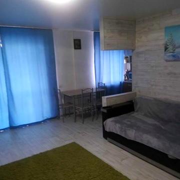 Продам 2 кімнатну квартиру студію.