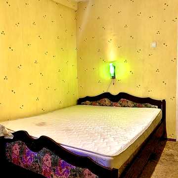Богатирська вул., 2