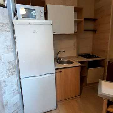 Юрківська вул., 36/10