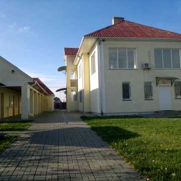 Центральна