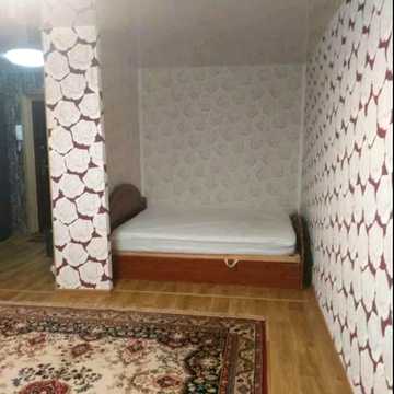 Вільний пров., 7