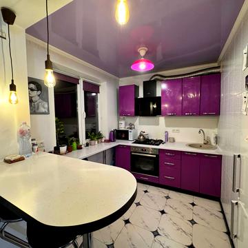 Олександра Васякіна вул., 17