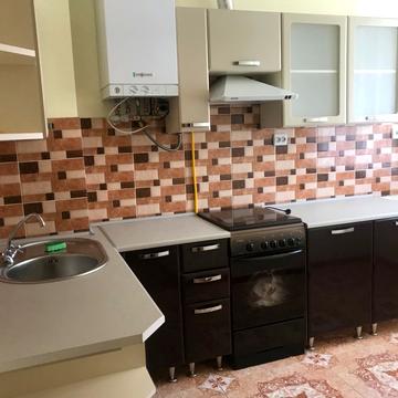 Подільська, 180