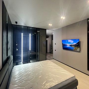 Староміська вул., 1/1