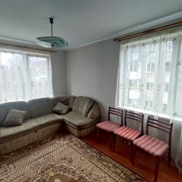 Майборського вул., 8