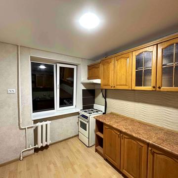 Юрія Іллєнка вул. (Горького), 88