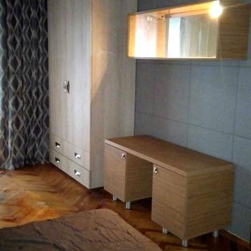 Камянецька вул., 109