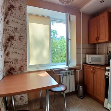 Романа Шухевича вул. (Курчатова), 1-Г