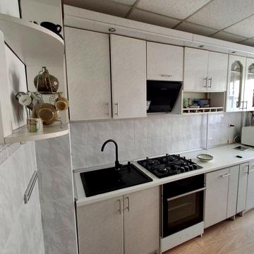 Лісогринівецька вул., 18