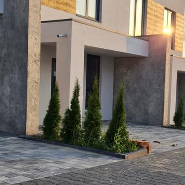 Вул. Партнерська