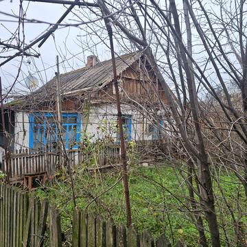 Холмогорська вул., 15